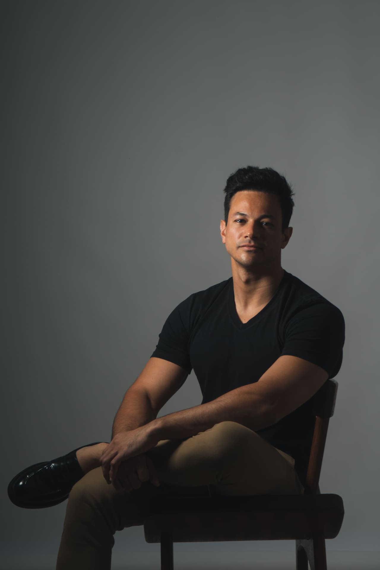 Dr. Juan Mendes, urologista — retrato em estúdio